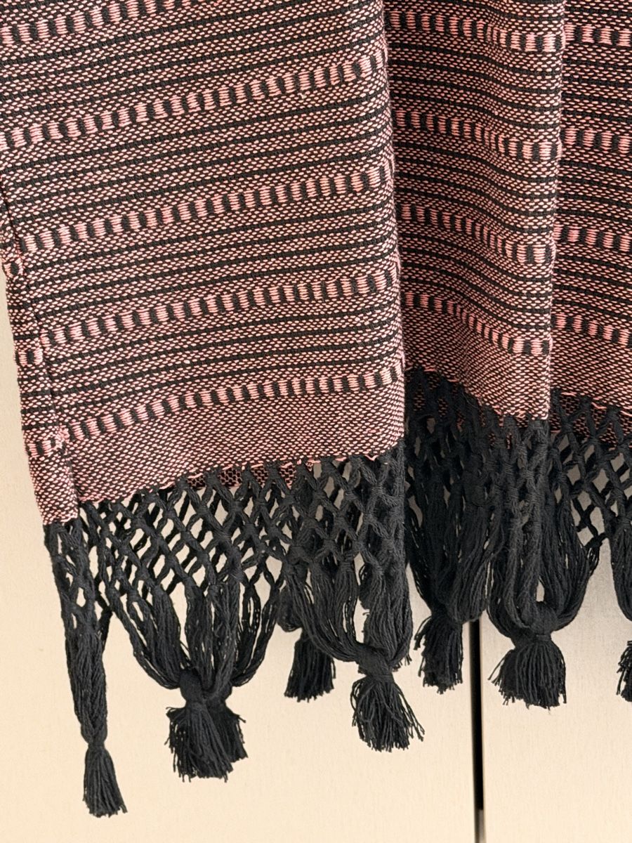 Camicette: Handmade Mexican Craftsmanship Blouse – Nuovo e nell'imballaggio originale da Paradiso venduto da Ixaya.studio 1