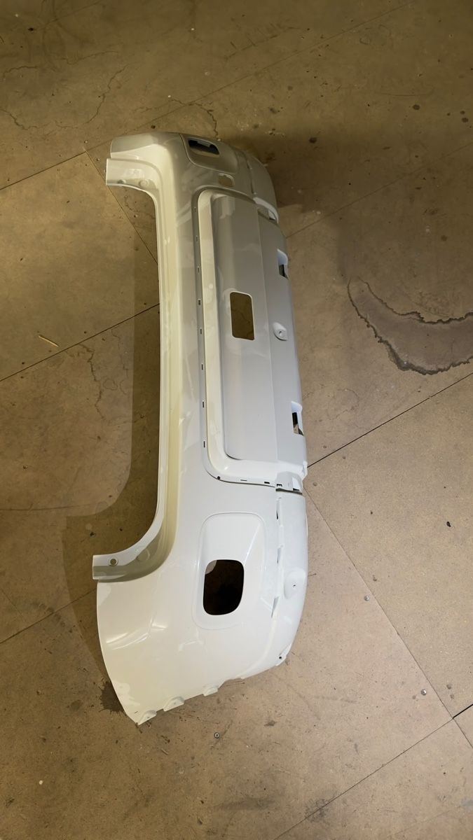 Fiat Tutti pezzi di ricambio auto: FIat Panda Stossstange Hinten  – Usato da Oftringen venduto da Lot89 2