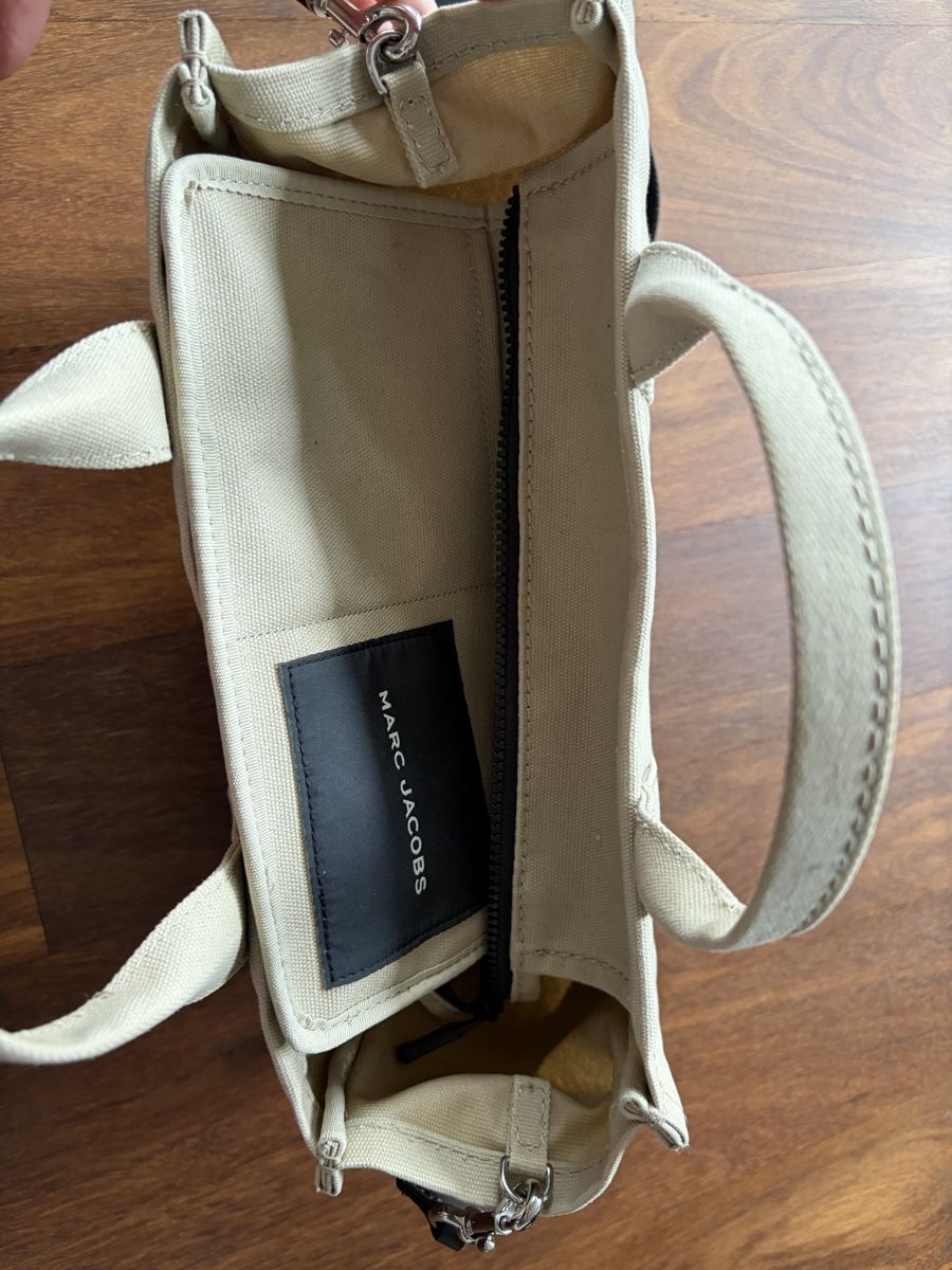 Marc Jacobs Borse da donna: Marc Jacobs The Tote Bag, Medium – Nuovo (secondo la descrizione) da Zürich venduto da eli_wxz7 5