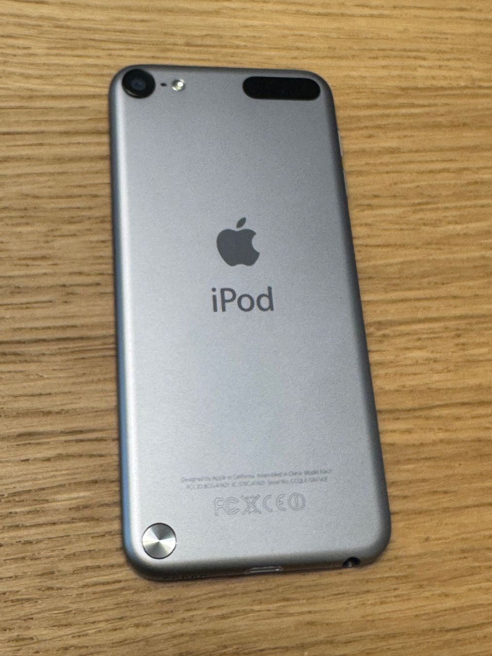 Apple Lettore multimediale portatile: iPod Touch 5th gen – Usato da Zollikofen venduto da lagavulin03 1