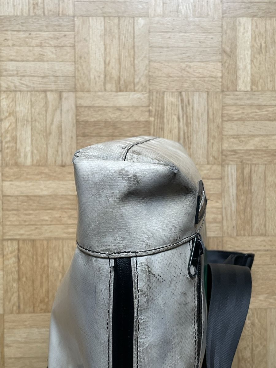 Freitag Taschen: Freitag Messenger Bag, White/Green, Used Condition – Gebraucht aus Zürich von mes_tn9g 4