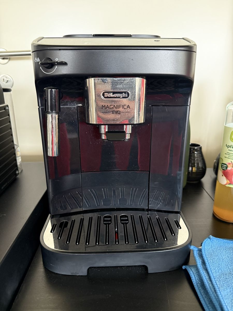 De'Longhi Macchine per caffè & Macchine per espresso: DeLonghi Magnifica EVO – Usato da Bottighofen venduto da inf_8b5p 3