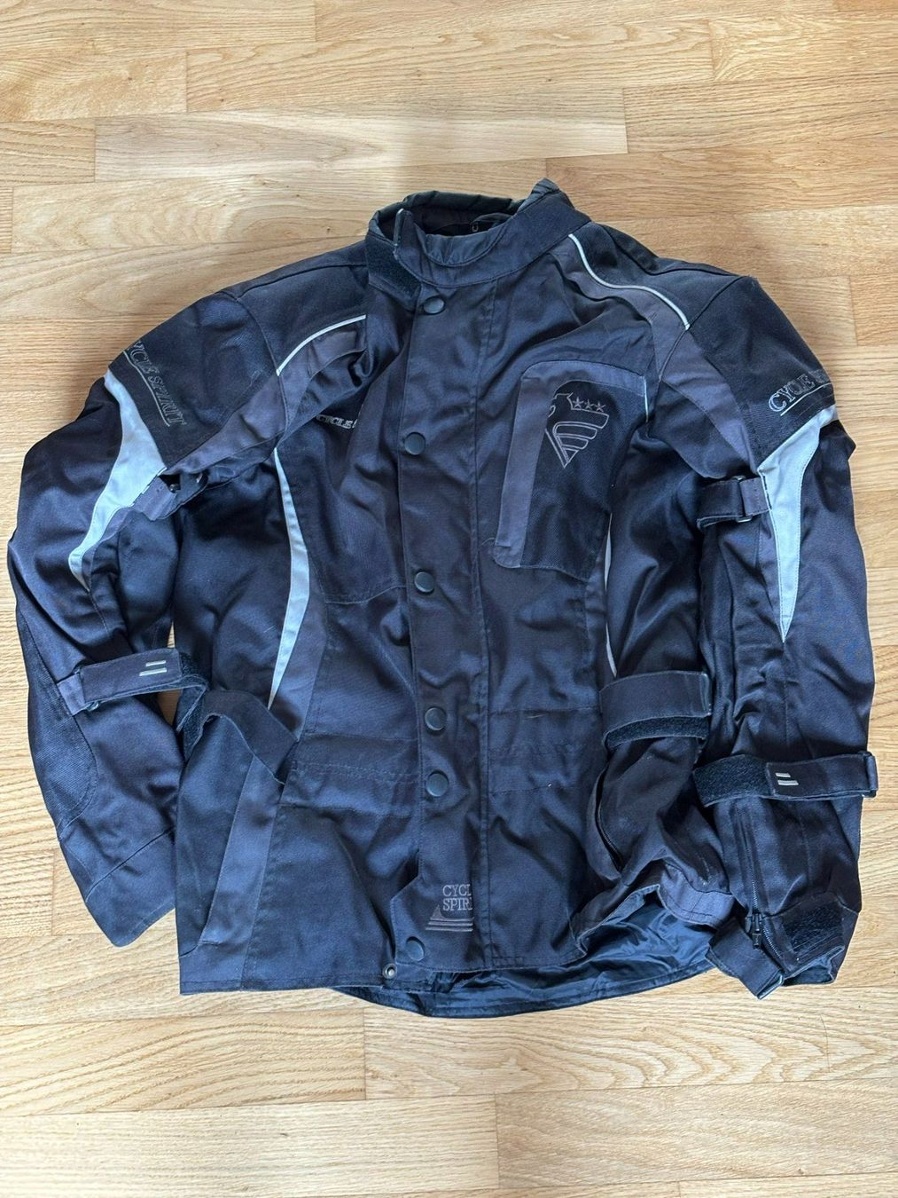 Giacche: Motorradjacke Gr. XL – Usato da Bern venduto da kim_q8sq