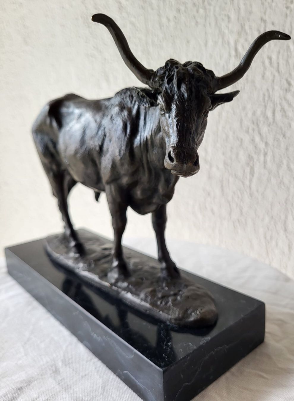 Sculture & Statue: Bronce / Bronze kräftiger Langhorn Stier – Usato da Stüsslingen venduto da pati-king