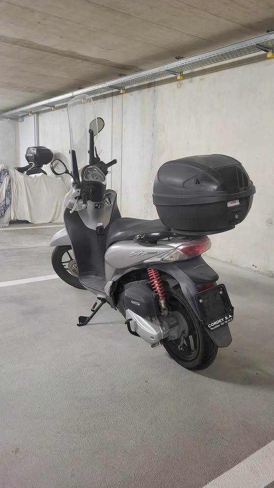 Honda Scooters: Honda SH 125 Mode – D'occasion à St-Aubin-Sauges par nic_mmc8 3