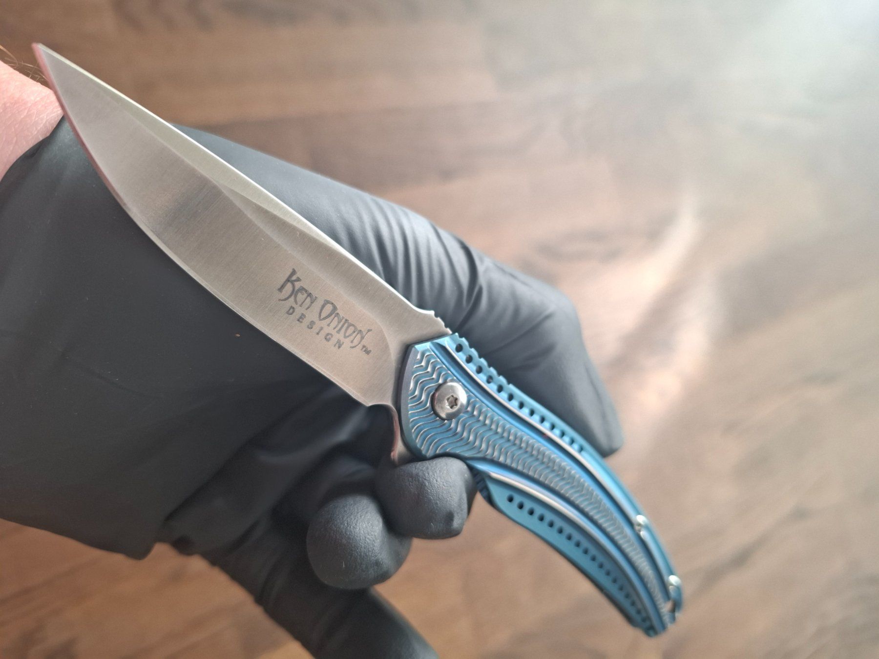 Accessori: Ken Onion Blue Ripple Design – Nuovo e nell'imballaggio originale da Rebstein venduto da Offerle 1
