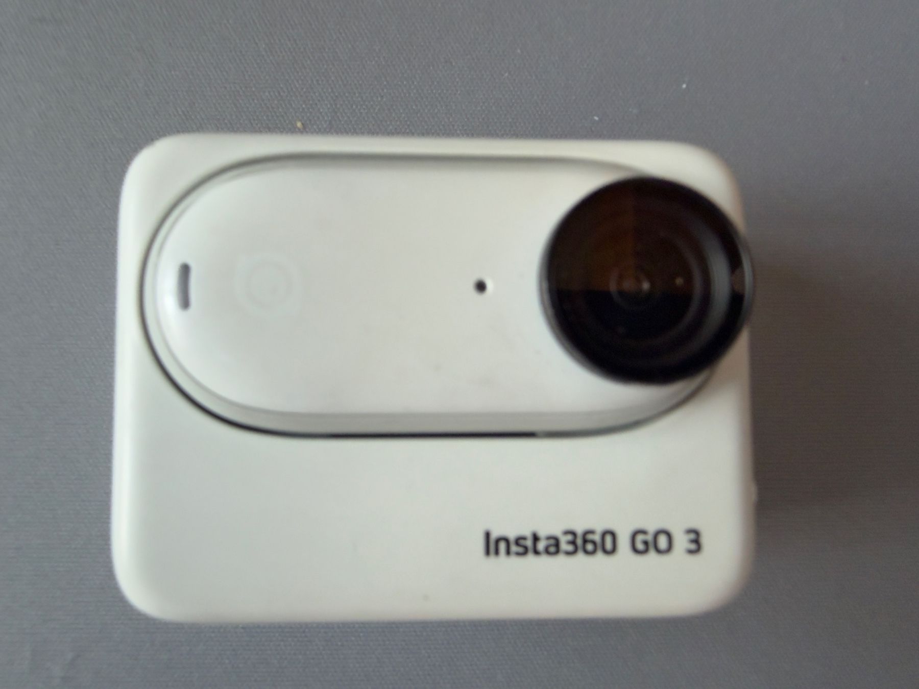Insta360 Action Cam: Insta360 GO 3 64G blanche – Usato da Vandoeuvres venduto da reverdinf 1