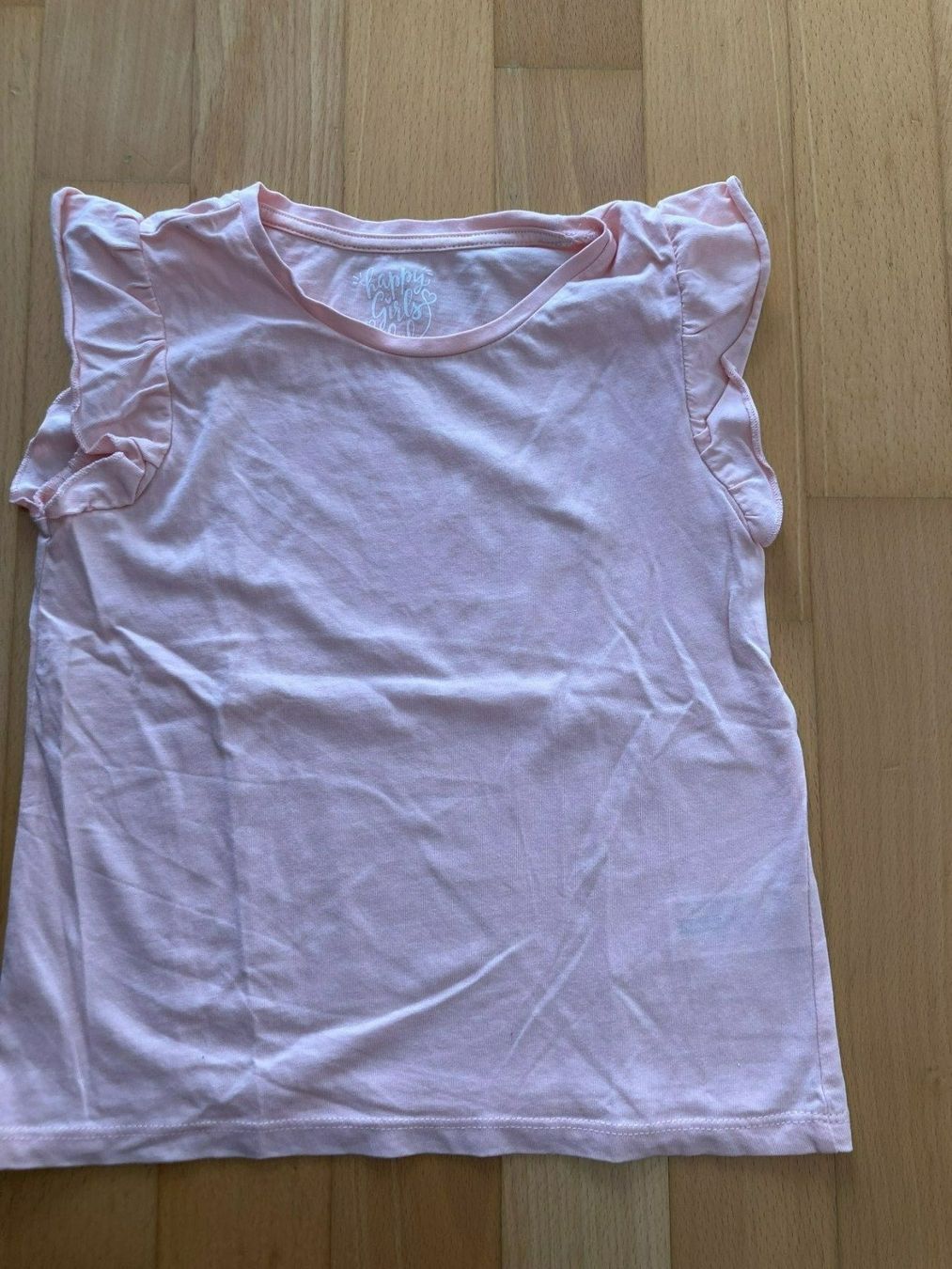 C&A Blusen, T-Shirts & Tops: T-Shirt rosa mit Schulter-Rüschen – Gebraucht aus Muttenz von Juvenile33