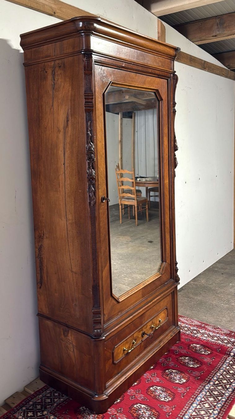 Armadi: Armadio in legno con specchio e cassetto – Usato da Locarno venduto da the_8q9p 2
