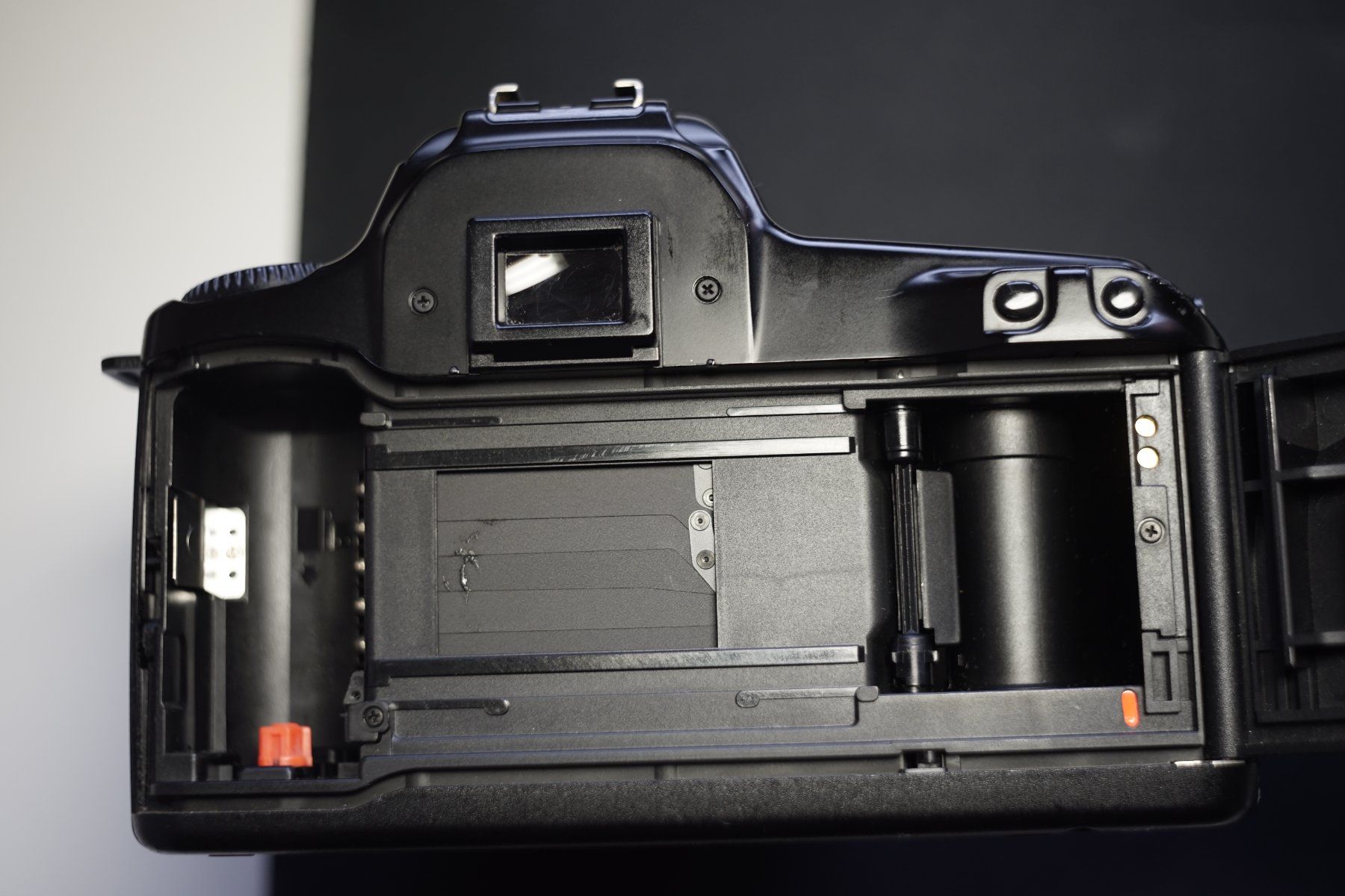 Canon Fotocamera: Canon EOS 1000F – Usato da Steinhausen venduto da joe_9htr 7