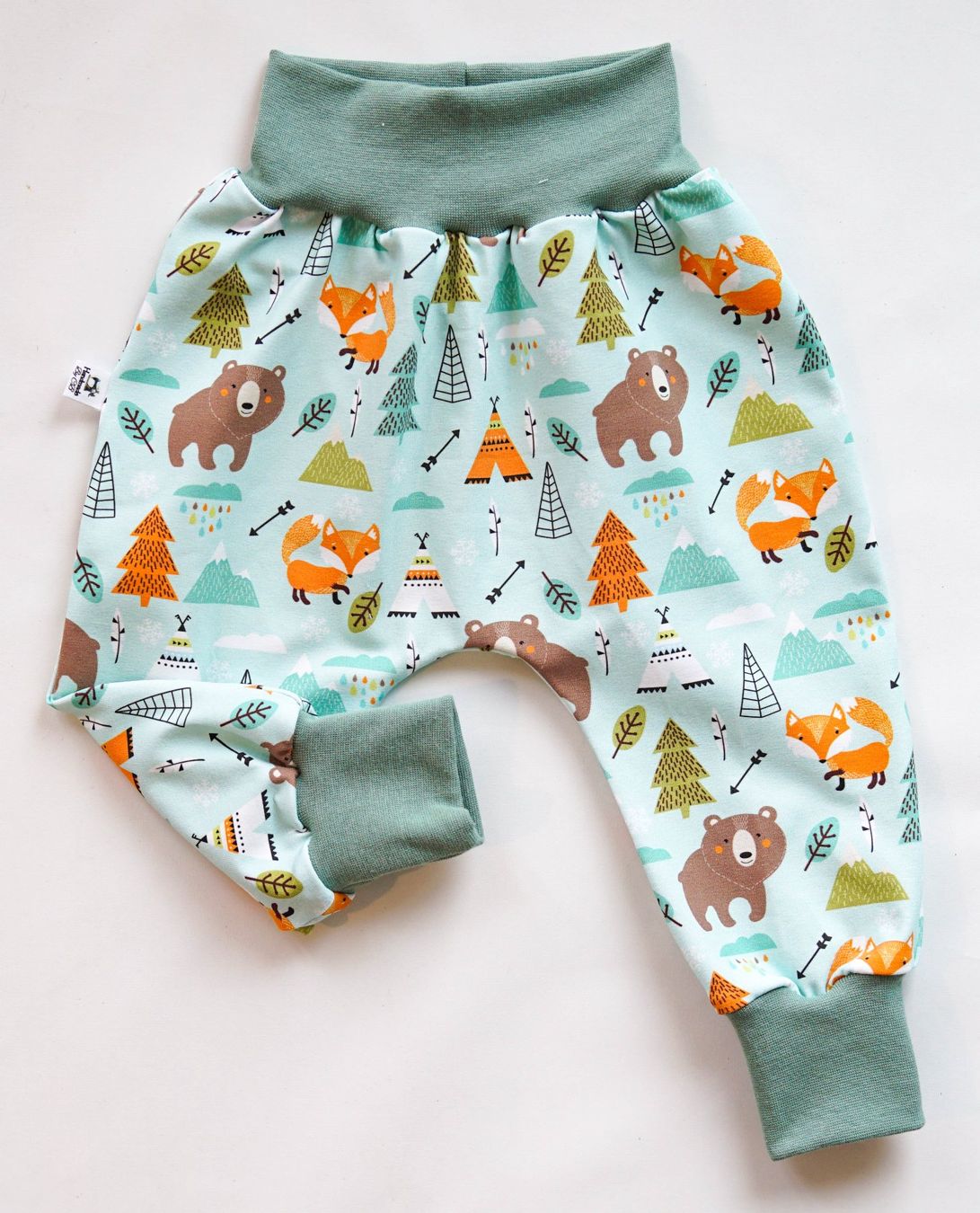 Pantaloni: Pumphose mit Waldtieren - Gr.80/86 NEU – Nuovo e nell'imballaggio originale da Zürich venduto da sambaum