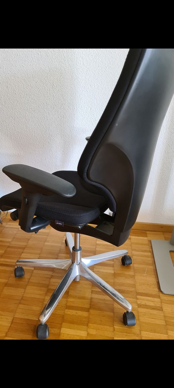 Giroflex Sedie: Giroflex 64 Bürostuhl neu – Nuovo (secondo la descrizione) da Emmenbrücke venduto da gatasalvache 2