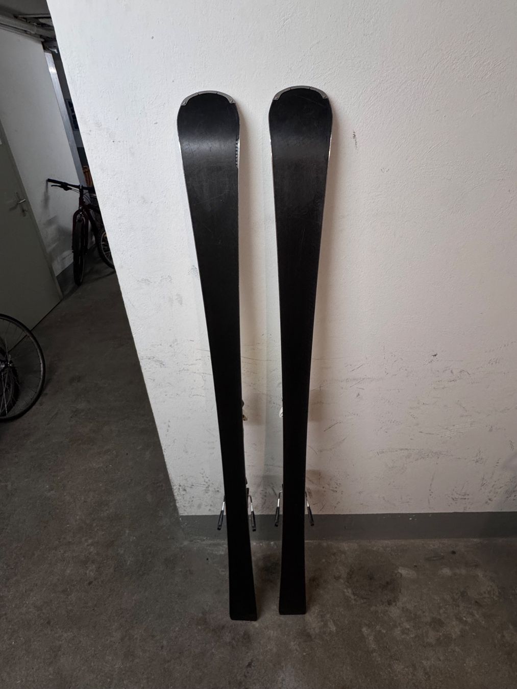 Head Skis: Head i.Shape Pro Ski – Gebraucht aus Bern von rouvengrummt 1
