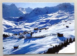 Arosa, Bergkirchli mit Skigebiet 1900 m