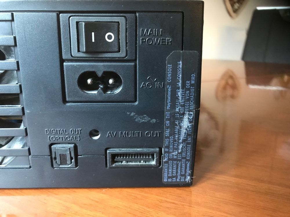 Sony Playstation 2 SCPH-50004 (Defekt) in Laufen für CHF 21 – mit ...