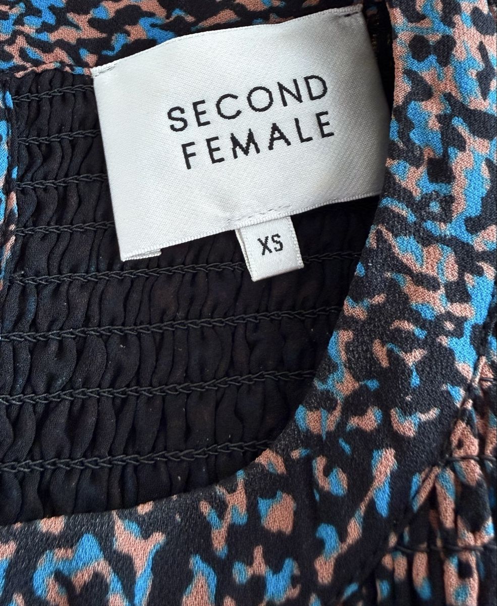 Vestiti: Second Female Kleid – Nuovo (secondo la descrizione) da Bassersdorf venduto da Bassi55 1
