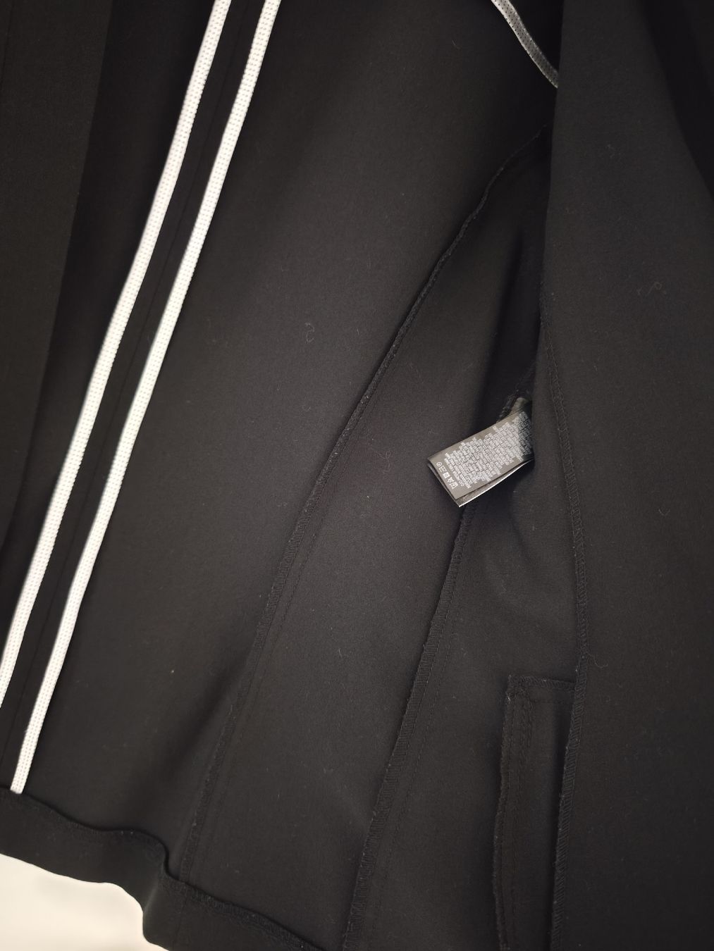 Completi & Tailleur: M&S Collection Black light Blazer, Size 8 – Usato da Sursee venduto da Re.joy 6