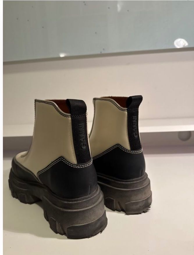 Ganni Chaussures femmes: Ganni Boots – D'occasion à Zürich par baka2210 4