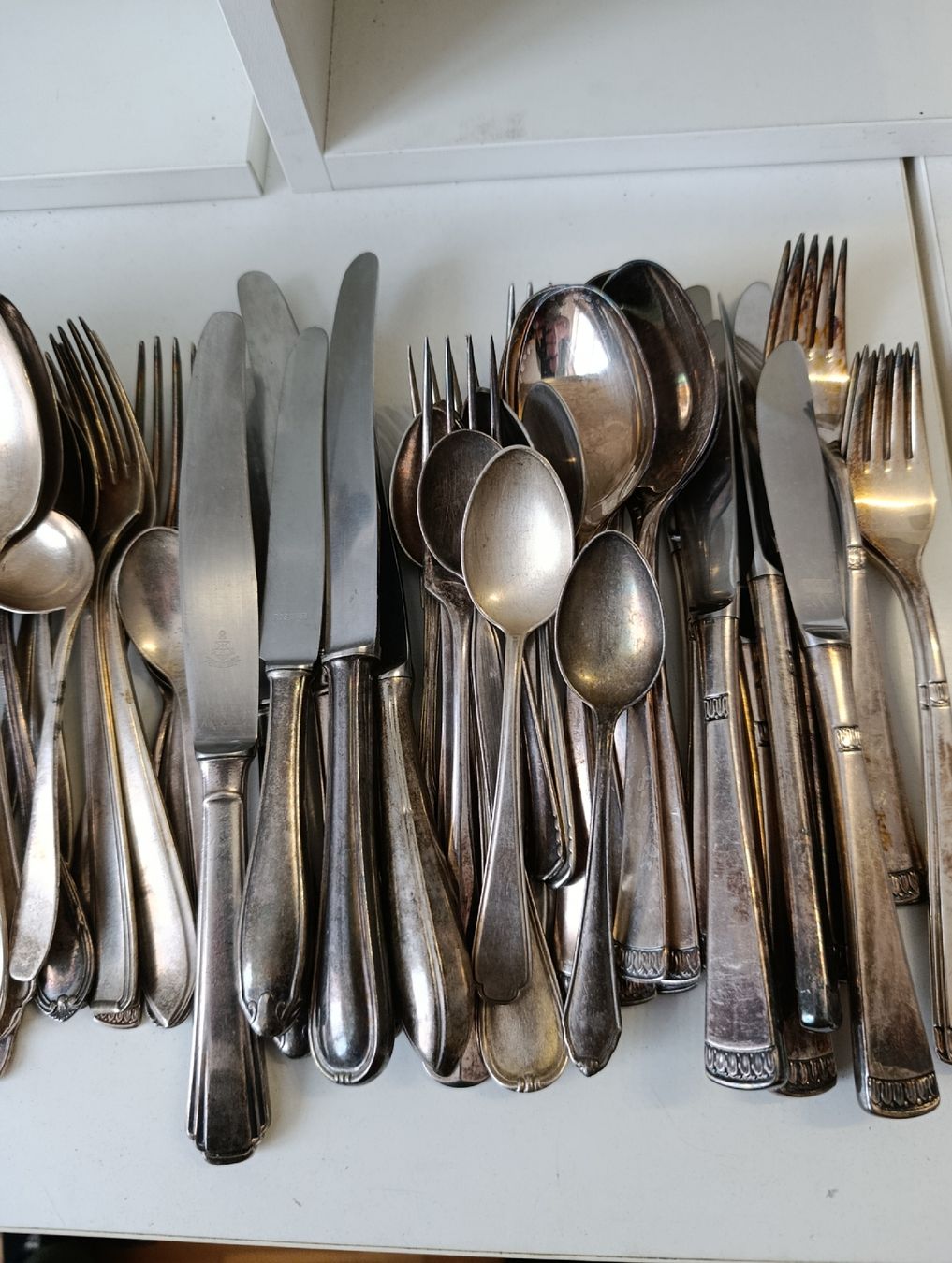 Couverts: Versilbertes Besteck 8,4 Kilo – D'occasion à Elfingen par Bimbo 1
