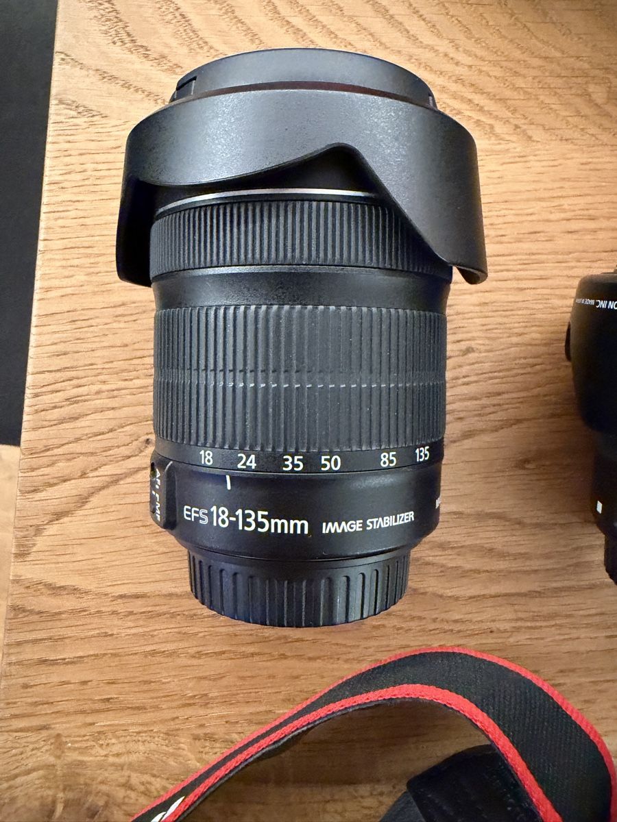 Canon Fotocamera: Spiegelreflexkamera Canon 70D - inkl. Objektiven – Usato da Kappel SO venduto da iRado 4