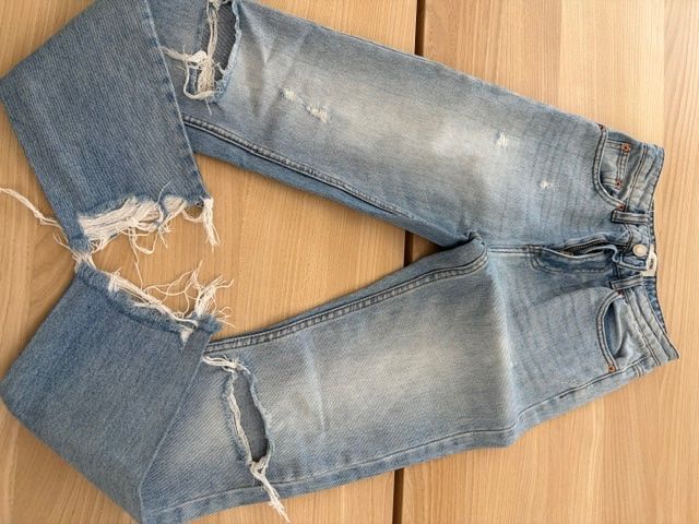 Jeans: Jeans – Gebraucht aus Binningen von son_x7yt