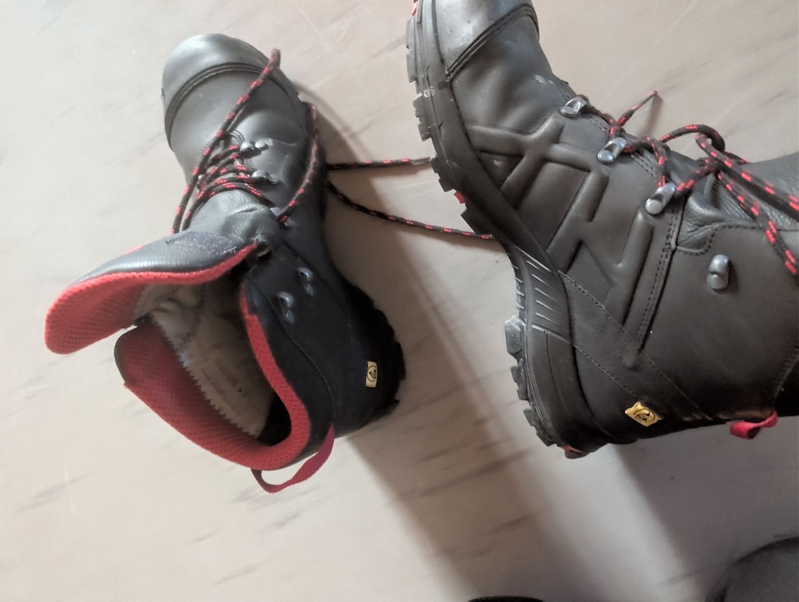 Scarpe da uomo: Sicherheitsschuh Haix Black Eagle 54 mid Grösse 43 – Usato da Villnachern venduto da jsc_pdh2 5