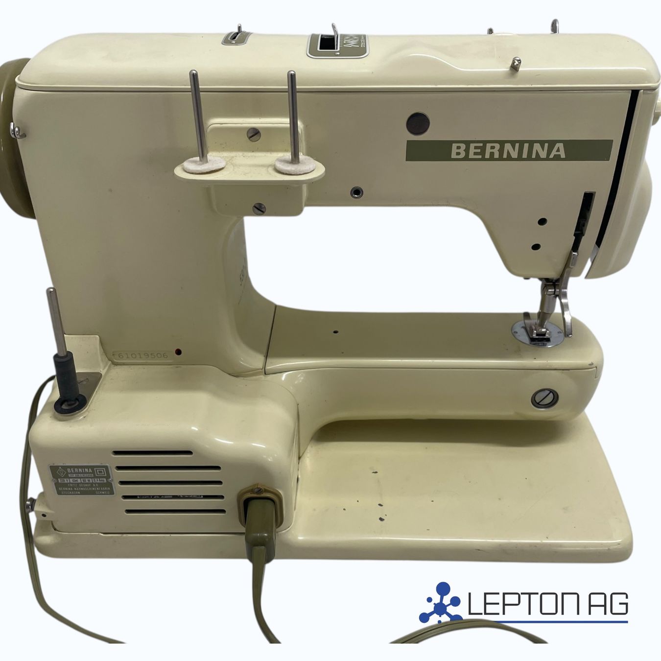 Bernina Macchine da cucire: Bernina Record 530-2 Nähmaschine – Usato da Niederdorf venduto da LeptonAG 2
