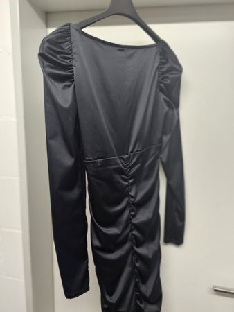 Schickes, neues, schwarzes Partykleid in Grösse 38💃