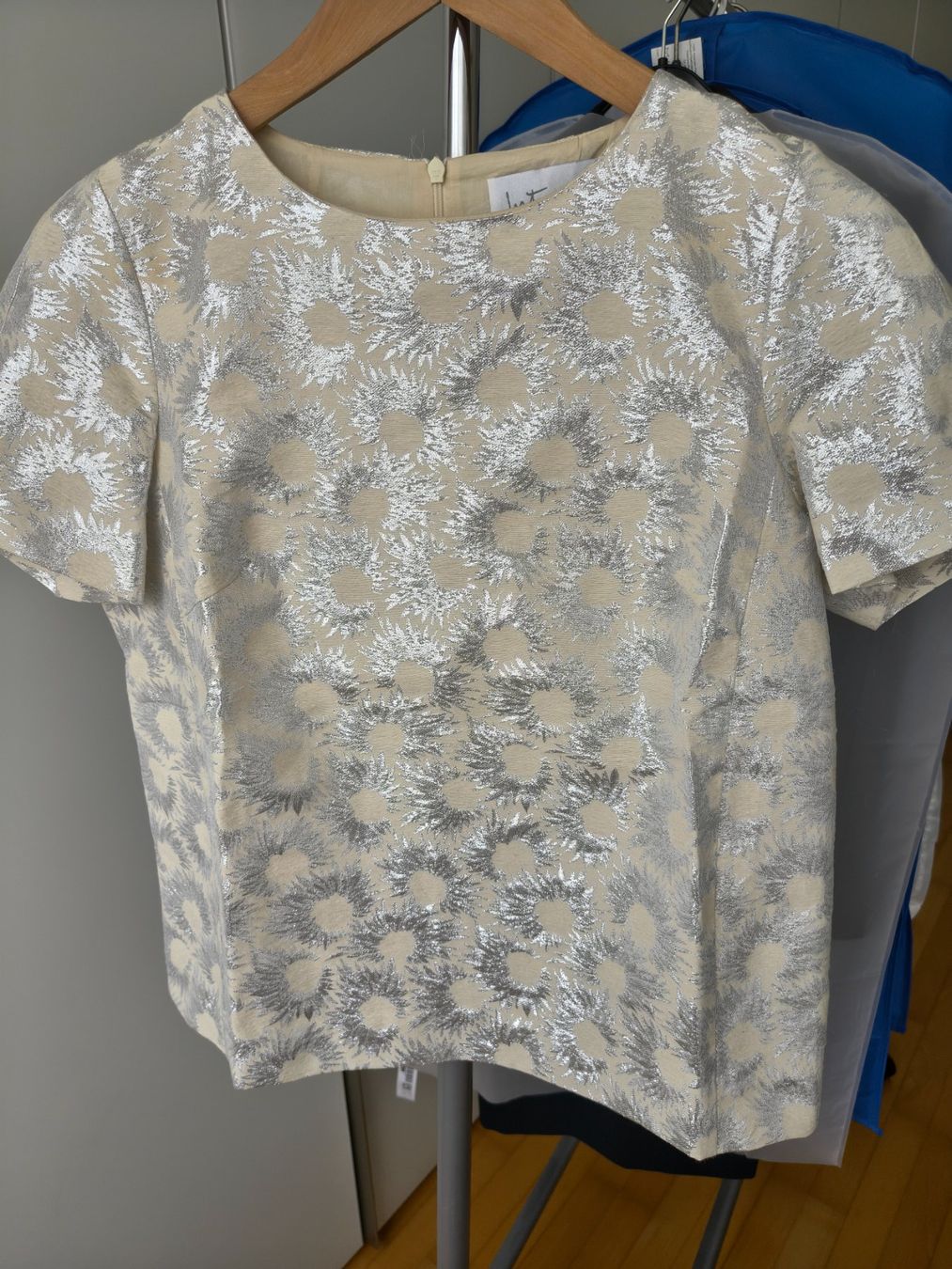 Max Mara Lotti di vestiti: Weekend Max Mara Zweiteiler, Gr. M, neu! – Nuovo e nell'imballaggio originale da Egg b. Zürich venduto da bil_6lr7 4
