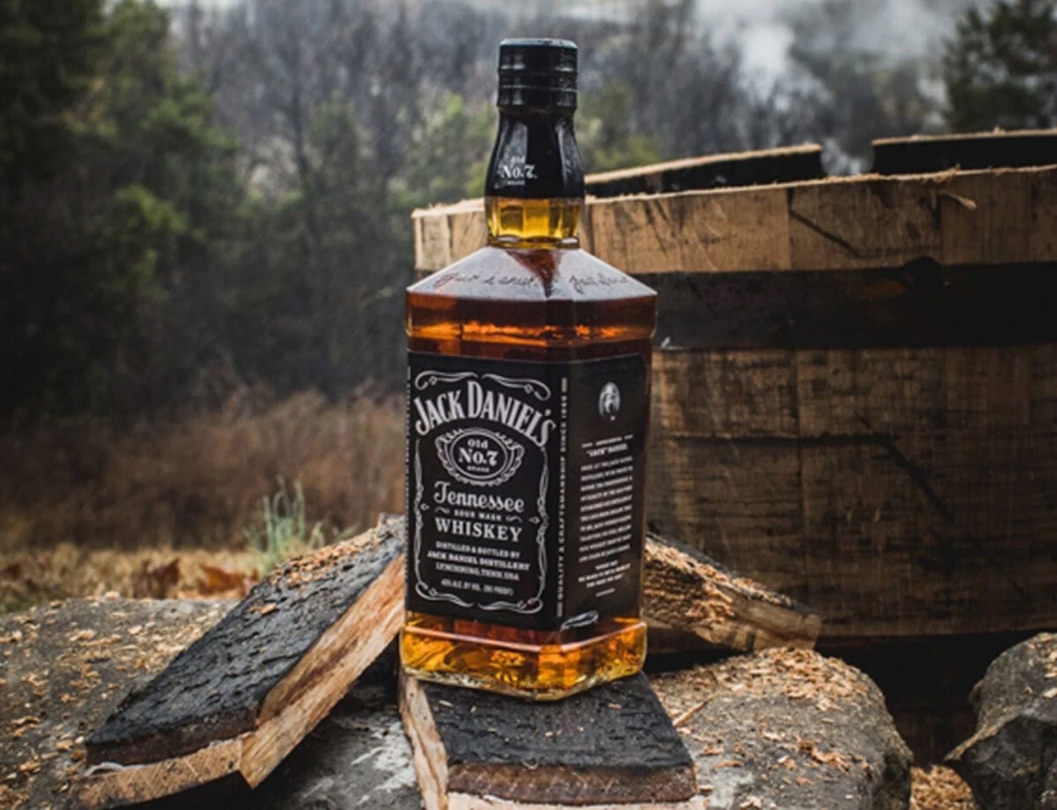 Jack Daniels Bevande alcoliche: Jack Daniel's Old No. 7 Tennessee Whiskey Geschenkbox + Glas – Nuovo e nell'imballaggio originale da Bülach venduto da StoreInShop.com 9