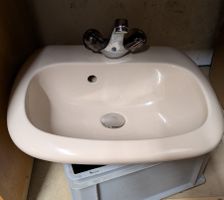 Spülbecken mit Armatur KWC bahamabeige