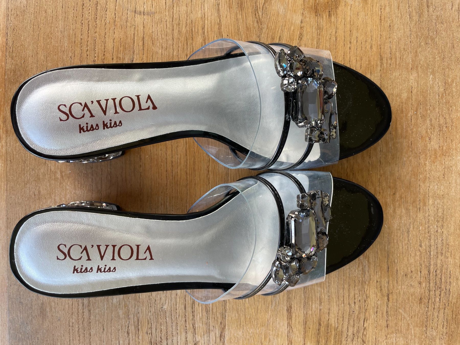 Scarpe da donna: Sandals with crystals Gr. 36 – Usato da Zug venduto da dim_np7l 2