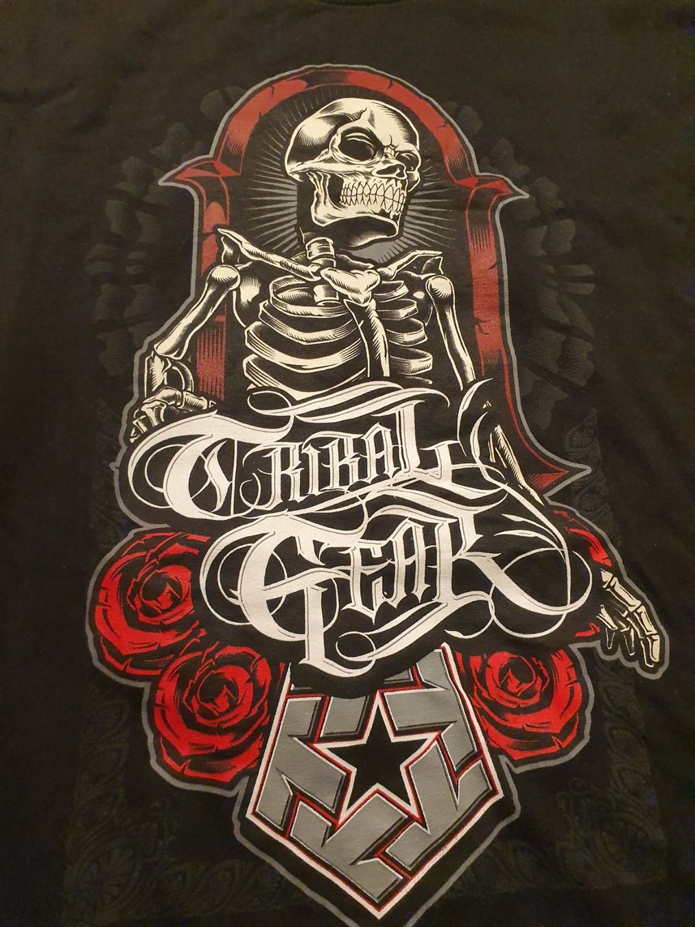 T-shirt: T shirt tribal gear skull – Nuovo (secondo la descrizione) da Genève venduto da GenevaLuxury 1