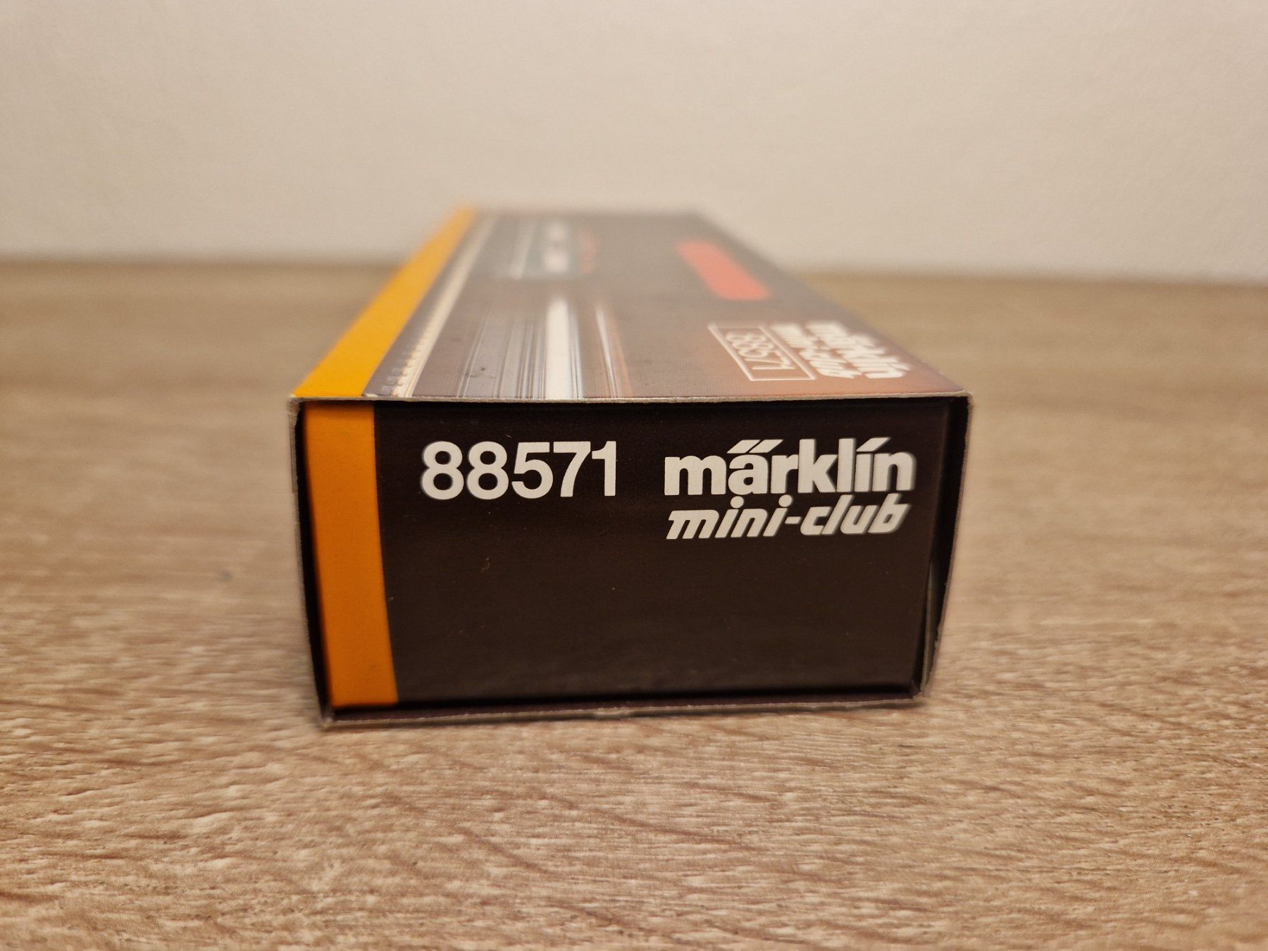 Märklin Modellini di ferrovie: Märklin Z 88571 E-Lok BR 151 DB – Usato da St-Aubin-Sauges venduto da Lo_Go 9