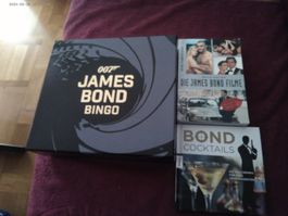 James Bond 007 Set Bingo Spiel und Zwei BÜCHER