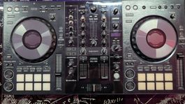 DJ Controller Pioneer DDJ-800 schwarz gebrauchter Zustand
