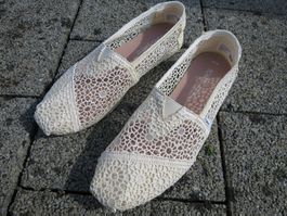 Damen Espadrille Toms, Stoff weiss gelocht, Gr.39