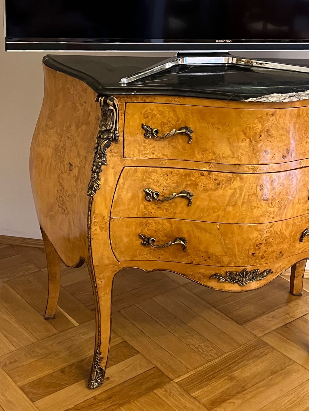 Cassettiere: Barock Kommode Barockstil Marmorplatte Messing Schrank – Usato da Gemünden venduto da GEUENWALD 2