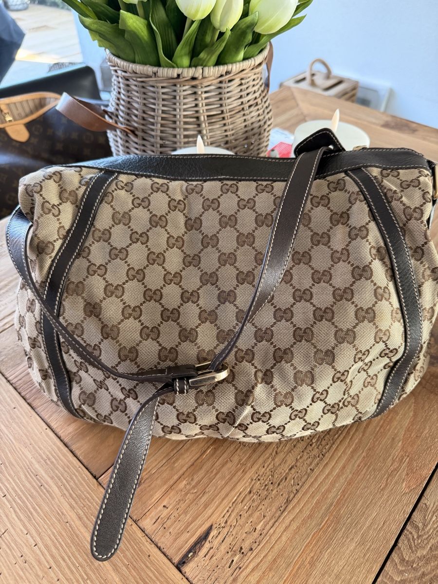Gucci Taschen für Damen: Gucci Abby GM – Gebraucht aus Adligenswil von mypremium-shop 1