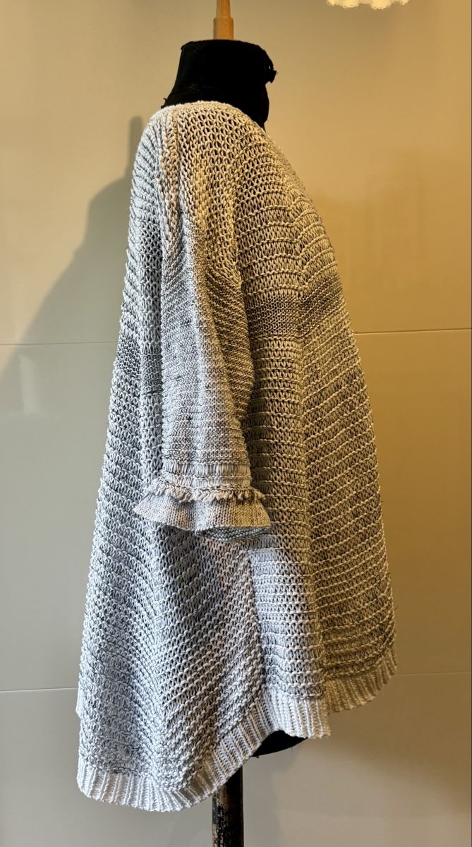 Pulls & Sweat-shirts: Pullover von transit, Grösse 5 – D'occasion à Chur par Lilo_Pulver 2