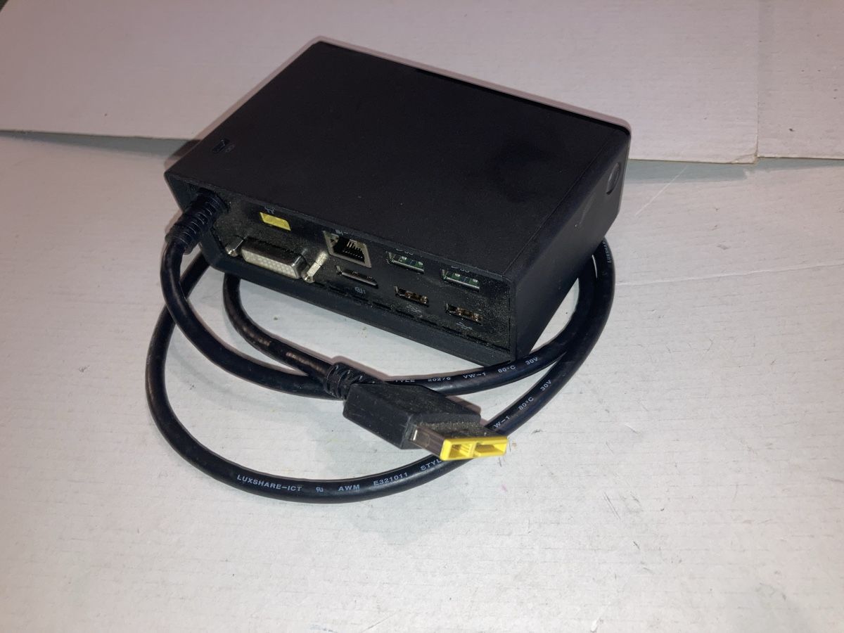 Lenovo Docking station: Lenovo ThinkPad OneLink Pro Dock – Usato da Boniswil venduto da FindInBox 3