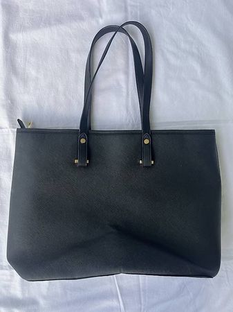 Schwarze Tasche