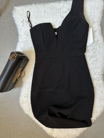 Schwarzes Cocktailkleid, Gr. 36, One-Shoulder Schnitt!