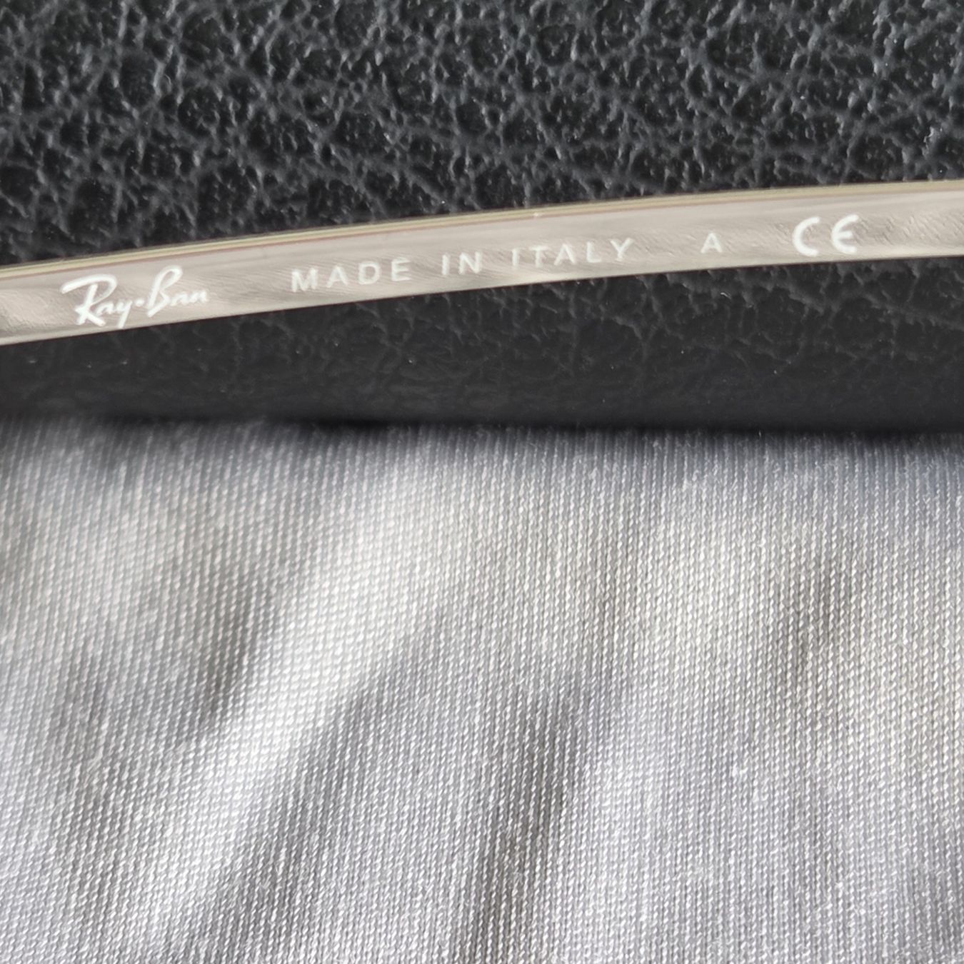 Ray-Ban Occhiali & Lenti: Echte Ray-Ban Sonnenbrille – Usato da Stans venduto da Ducati16 2