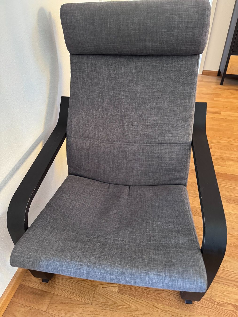 Ikea Poltrone: Ikea POÄNG Sessel, schwarzbraun - mit anthrazit Bezug – Usato da Basel venduto da liz_kqf6