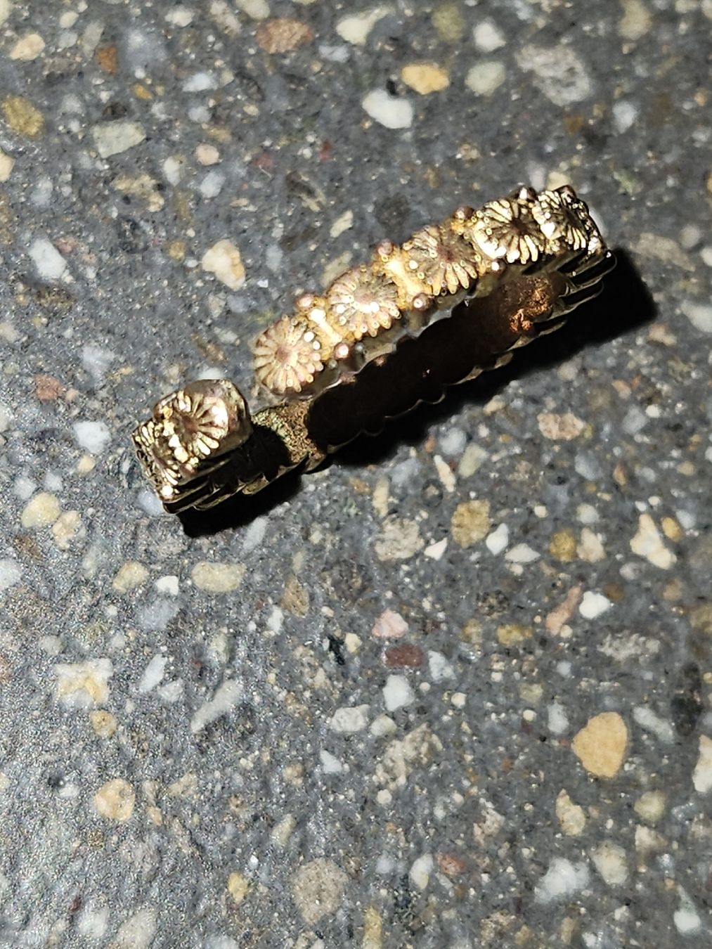 Anelli: Ring mit Blumenmuster goldfarbig verstellbar LA2l – Nuovo (secondo la descrizione) da Anwil venduto da tamoos 1