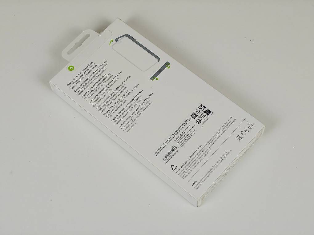 Apple Covers & Schutzfolien: Apple Silicone Case Black - iPhone 17 Pro Max – Gebraucht aus Seon von mrwolfie 1
