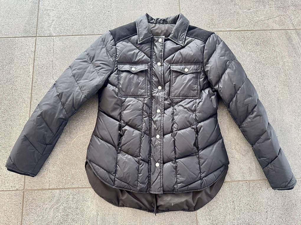 Lindeberg Giacche: J.Lindeberg Damen Daunenjacke, Size 40 – Usato da Möhlin venduto da Aries80