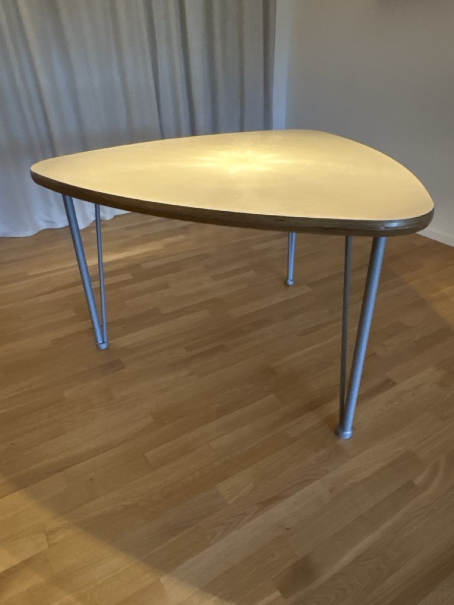 Tavoli: Trillion Table Maple  – Usato da Zürich venduto da pau_d5s8 1