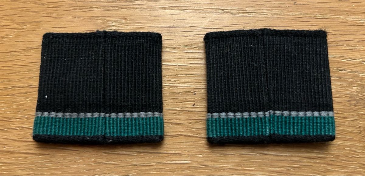 Schweizer Armee Uniformi: Rangschlaufen Schweizer Armee – Usato da Geuensee venduto da M1812 2